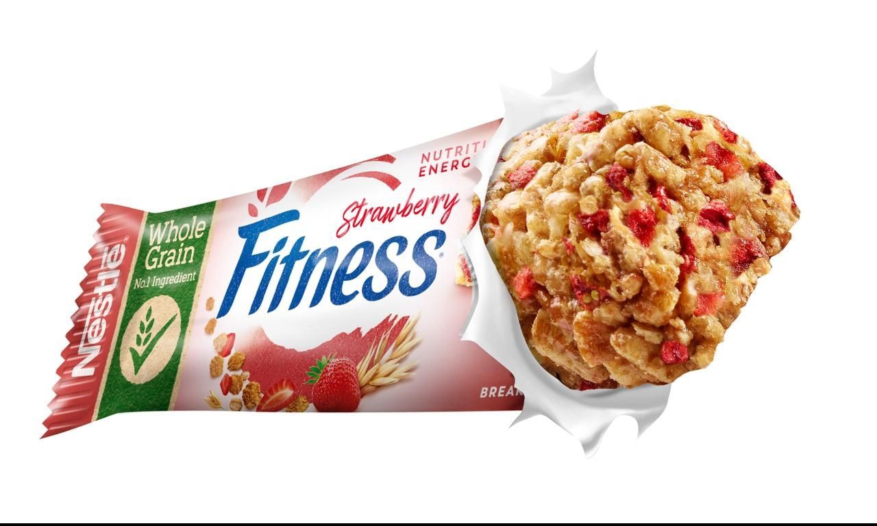 Nestle Fitness Strawberry Cereal Bar, 23.5g